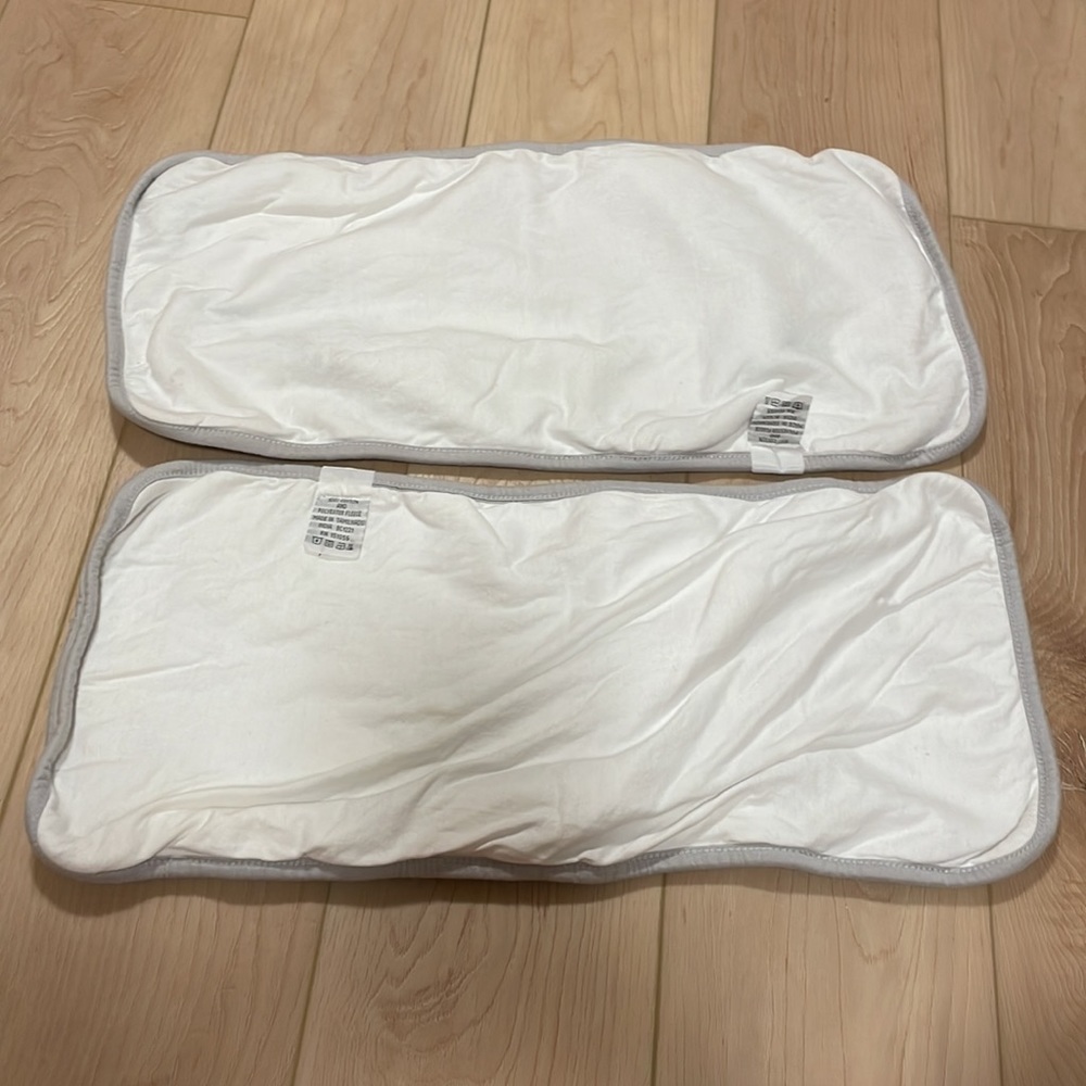 Copper Pearl - Set of 2 100% Cotton Burp Cloths, Light Grey/White - Picture 3 of 6